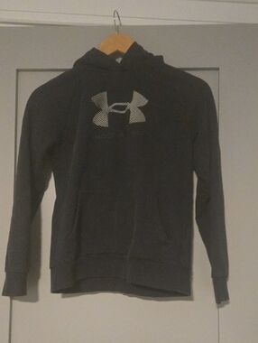 Under Armour Dark Gray Pullover Hoodie with Logo
